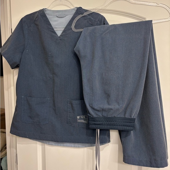 Figs Reversible Scrub Set Large - Picture 2 of 4